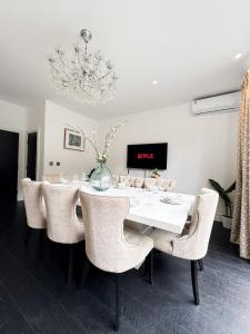 GrandLuxe - Shepherds Bush