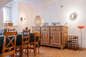 Maisons de vacances Maison avec 2 chambres dans un village preserve : photos des chambres