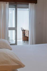 Palácio de Cristal, Porto Apartment by Mycelia