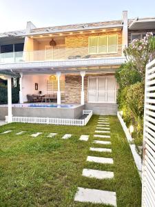 Crystal Pool Villa Bay of Lalzi