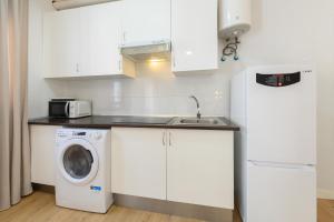 For you Rentals Encantador y único estudio TEMPORAL en Tetuan Madrid MLU412