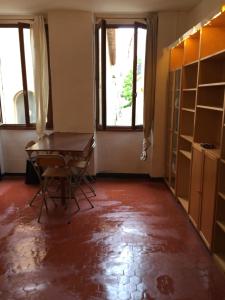 coquet appartement au coeur du panier