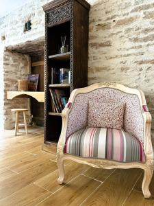 Maisons d'hotes A l-ombre des Charlemagnes : photos des chambres