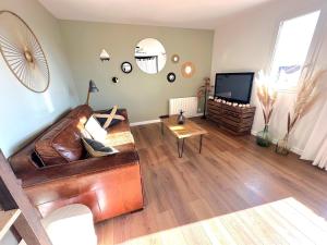 Le Cosy Lily - Lumineux appartement de 2 chambres et balcons situé au calme, à 10 min de Versailles