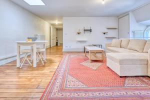 Appartements Le logis du chateau - parc, riviere, nature et elegance aux portes de Perigueux : photos des chambres