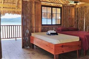 Cabins over the sea on Narasgandub