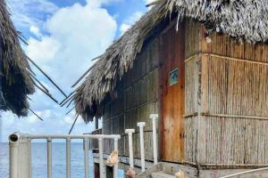 Cabins over the sea on Narasgandub