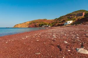 Kythira echoes stay - Lithari