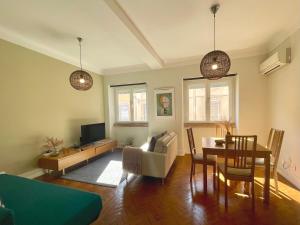 Bright & Spacious by the River, by TimeCooler