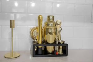 Cozy APT With Mini Golf, Basement Sleeps 10