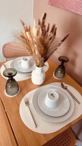 Melt & Laze Cozy Stylish Aesthetic Relaxing House