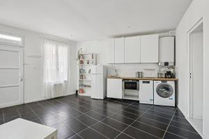 Appartements L’Enchanteur d’Issy : photos des chambres