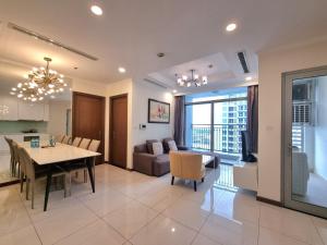 123 Apartment in Soho Residence - Airport pickup & Tours