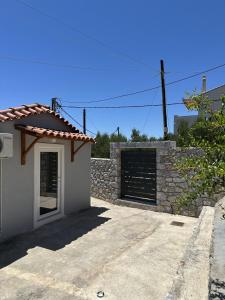 Mamour Apartments in Mavrovouni