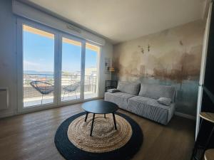 Villa Cette appartment with terrace and parking