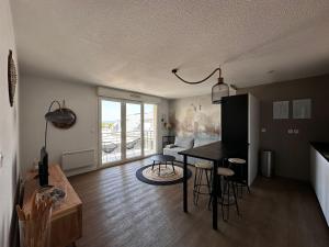 Villa Cette appartment with terrace and parking