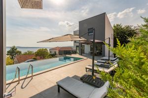 Seaview Villa A`More with heated pool