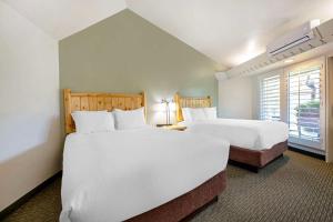 Queen Room with Two Queen Beds - Non-Smoking room in Best Western East Zion Thunderbird Lodge
