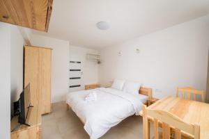 Na Sadach Wooden Studio by BookingHost