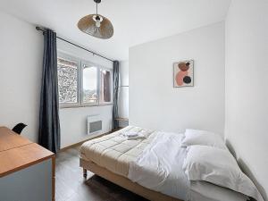 2 appartements réunis 6 chambres parking 16 pers