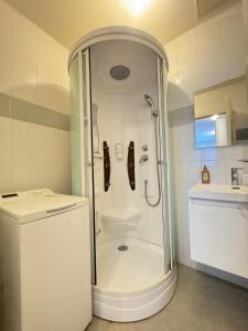 2 appartements réunis 6 chambres parking 16 pers