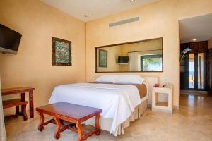 Villa Gran Vista by Cabo Villas