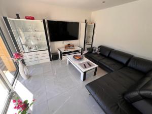 Villas Villa 4 chambres recente avec piscine et Jardin : photos des chambres