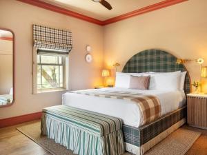 King Room room in Wine Country Inn Napa Valley
