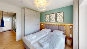 Lighthouse Duhner Spitze - W01