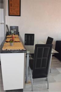 Central Marrakech Stay Bright & Airy with Scenic Gueliz location