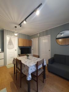 Sanremo Oasis South Road Property Unit 4434