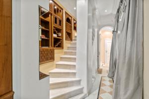 Feel History & Enjoy Luxury