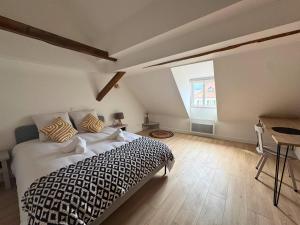 Les Rives du Château 2 - Vue sur les bateaux