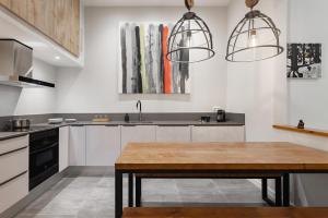 Art House Fira Apartments