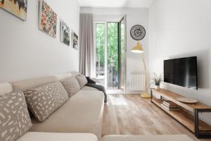 Art House Fira Apartments