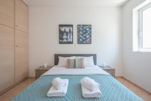 2BR Escape by Attiki Metro