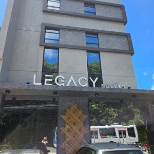 Legacy 417 Poucos passos do mar