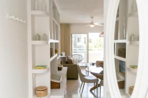 Doble apartamento junto a la playa