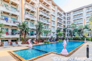 OMNIAPHUKET - Pool View Apartment at Phuket Villa Patong Beach