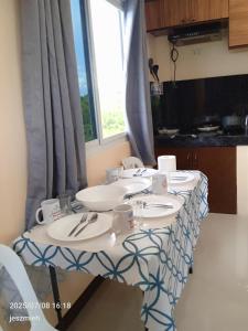 Megan and Angel Travellers Inn