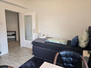 Apartment in Krefeld City with Balcony