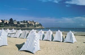 Hotels Hotel Barriere Le Grand Hotel Dinard : photos des chambres