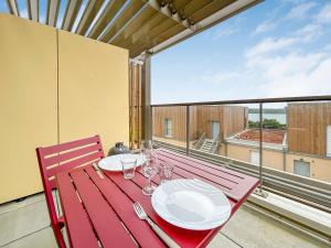 Appartements Appartement moderne avec terrasse et vue mer : photos des chambres
