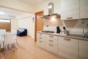 Two-Bedroom Apartment - Split Level room in MIlly House