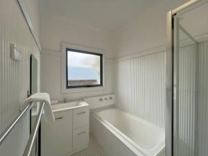 Esperance Bay Retreat