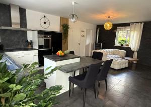 Villas Au Jardin Secret : photos des chambres