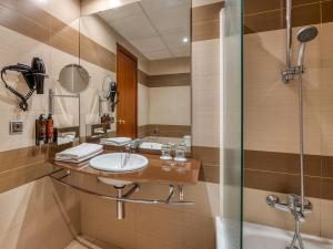 Double or Twin Room room in Senator Huelva
