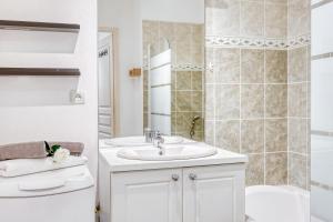 Idéal famille - Terrasse, clim et parking privé