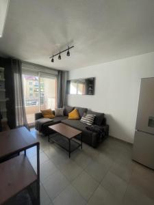 Appartements Ideal famille - Terrasse, clim et parking prive : photos des chambres
