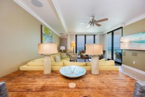 Phoenix IX 504 condo